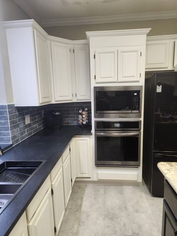 6319 Lake Bluff Drive, Dallas, TX 75249