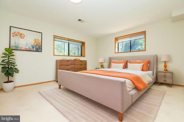 513 SPRINGVALE RD, Great Falls, VA 22066