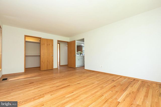 513 SPRINGVALE RD, Great Falls, VA 22066