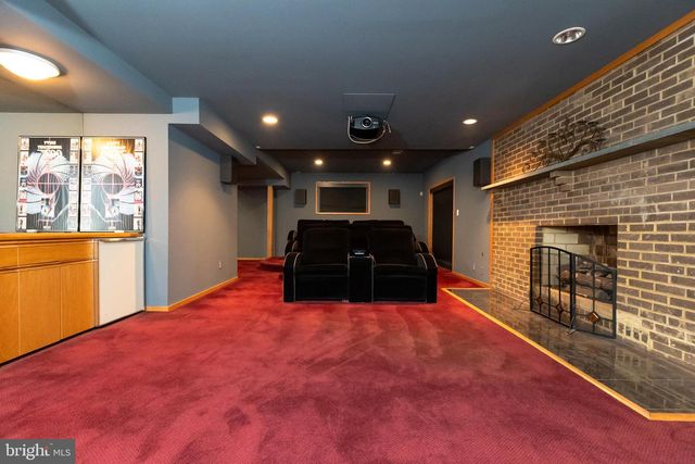 513 SPRINGVALE RD, Great Falls, VA 22066