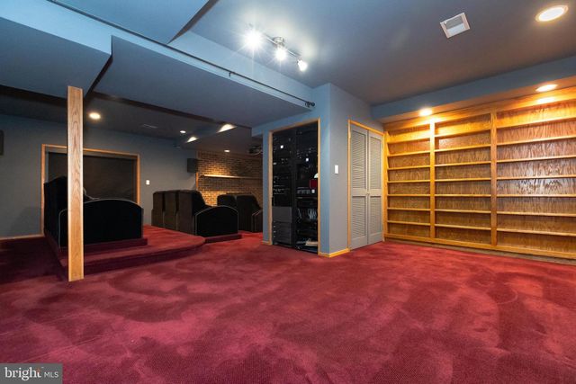 513 SPRINGVALE RD, Great Falls, VA 22066