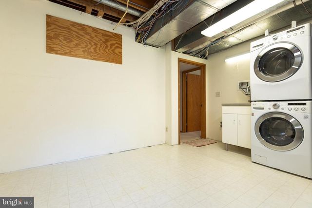 513 SPRINGVALE RD, Great Falls, VA 22066