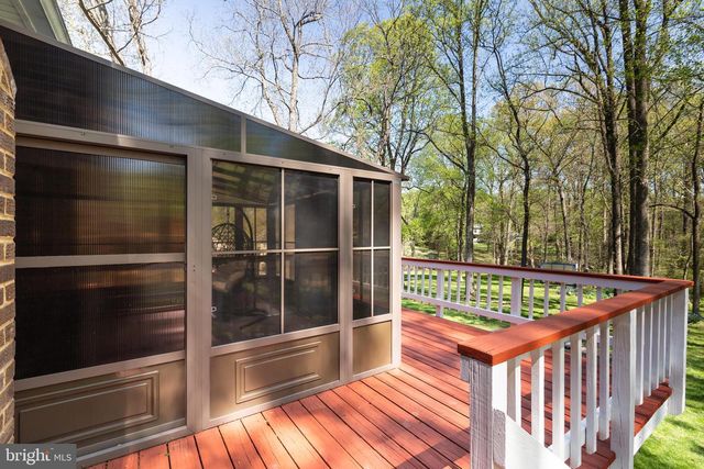 513 SPRINGVALE RD, Great Falls, VA 22066