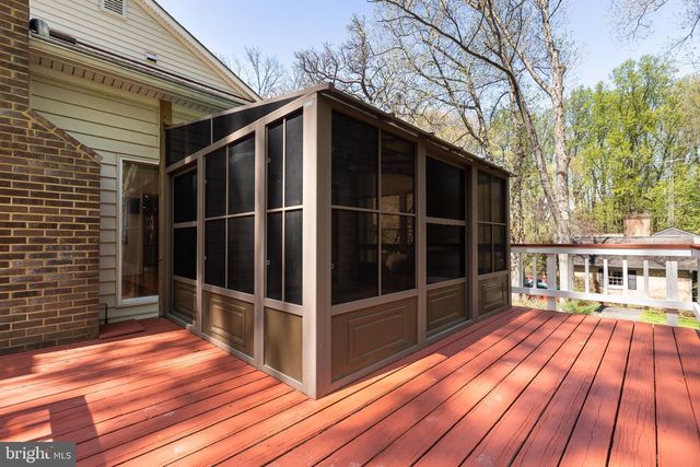 513 SPRINGVALE RD, Great Falls, VA 22066