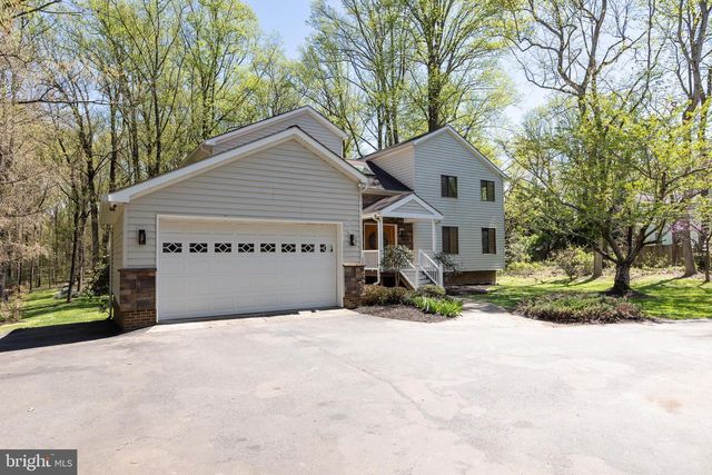 513 SPRINGVALE RD, Great Falls, VA 22066