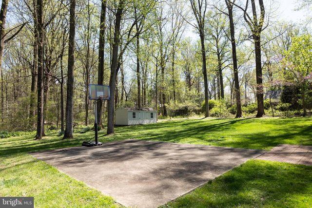 513 SPRINGVALE RD, Great Falls, VA 22066