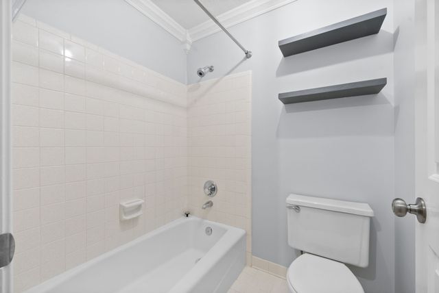 523 W Point Dr, Clarksville, TN 37043