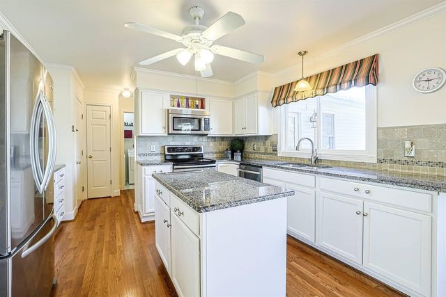 6824 Glen Arbor Drive, Florence, KY 41042