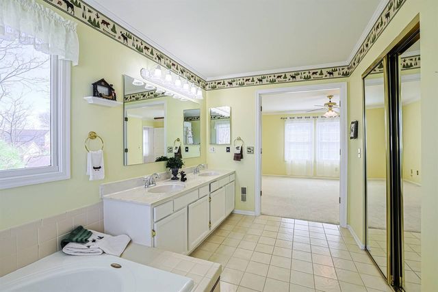 6824 Glen Arbor Drive, Florence, KY 41042