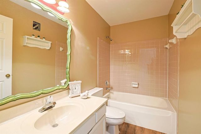 6824 Glen Arbor Drive, Florence, KY 41042