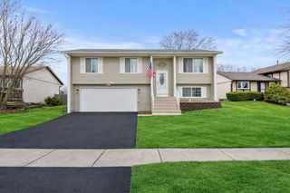7624 W Juniper Court, Frankfort, IL 60423