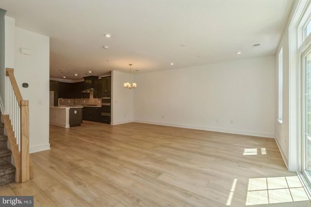 2107 DONATELLO, Princeton, NJ 08540
