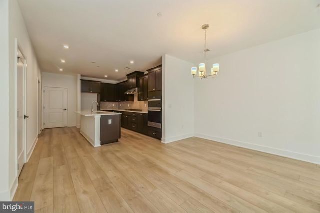 2107 DONATELLO, Princeton, NJ 08540