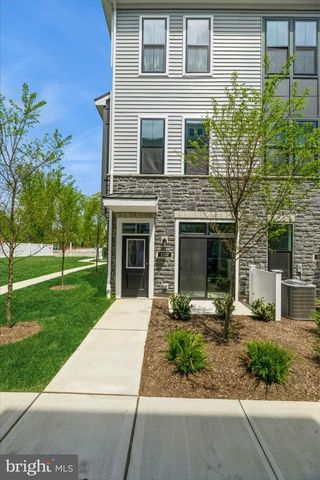2107 DONATELLO, Princeton, NJ 08540
