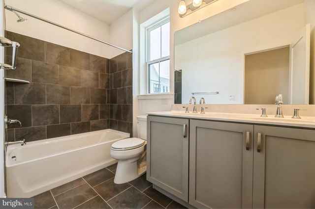 2107 DONATELLO, Princeton, NJ 08540