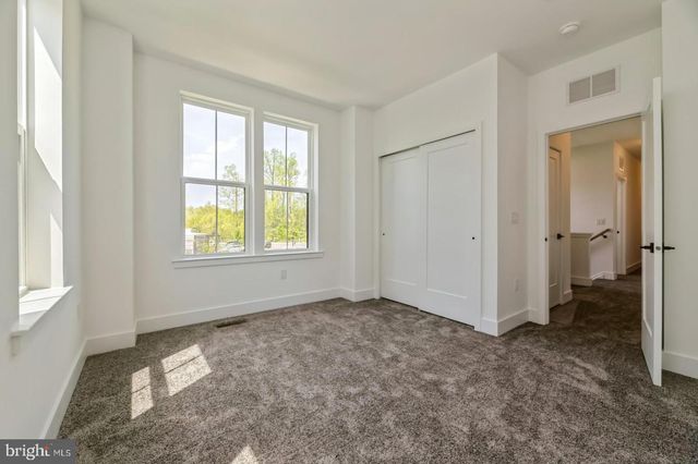 2107 DONATELLO, Princeton, NJ 08540