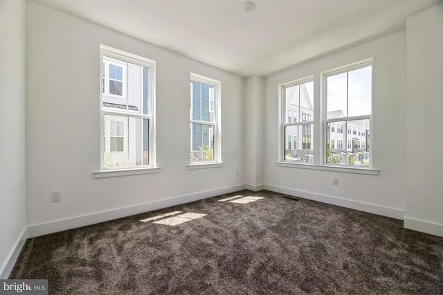2107 DONATELLO, Princeton, NJ 08540