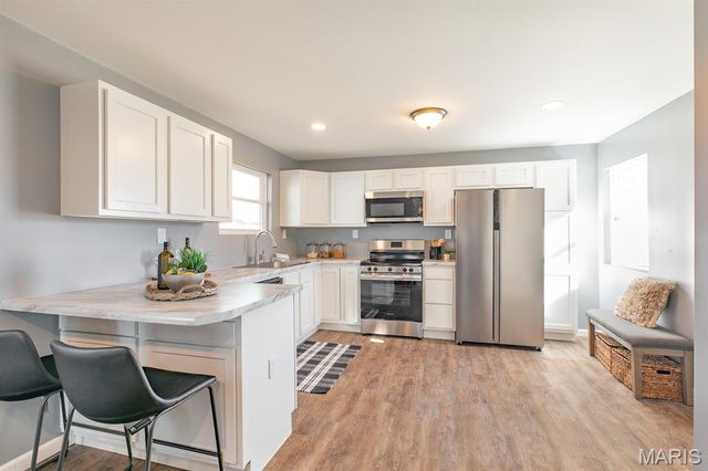 820 Highland Street, Edwardsville, IL 62025