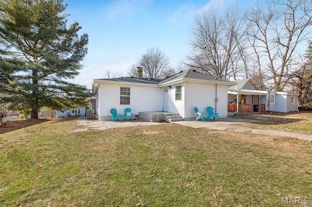 820 Highland Street, Edwardsville, IL 62025