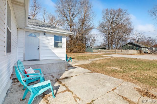 820 Highland Street, Edwardsville, IL 62025