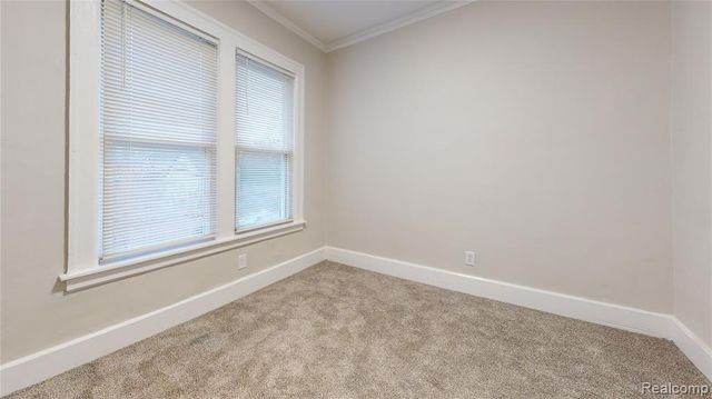 12061 Cloverlawn Street, Detroit, MI 48204