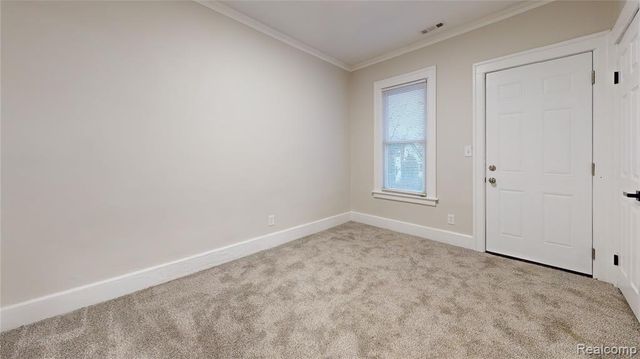 12061 Cloverlawn Street, Detroit, MI 48204