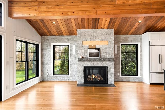 2010 West Lake Road, Skaneateles, NY 13152