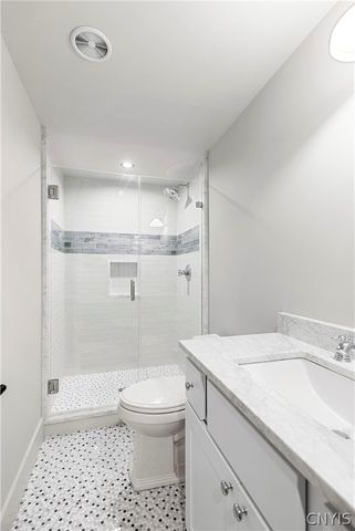 2010 West Lake Road, Skaneateles, NY 13152