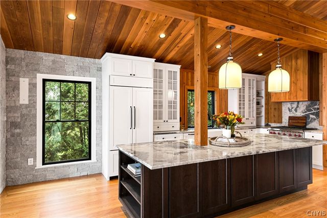 2010 West Lake Road, Skaneateles, NY 13152