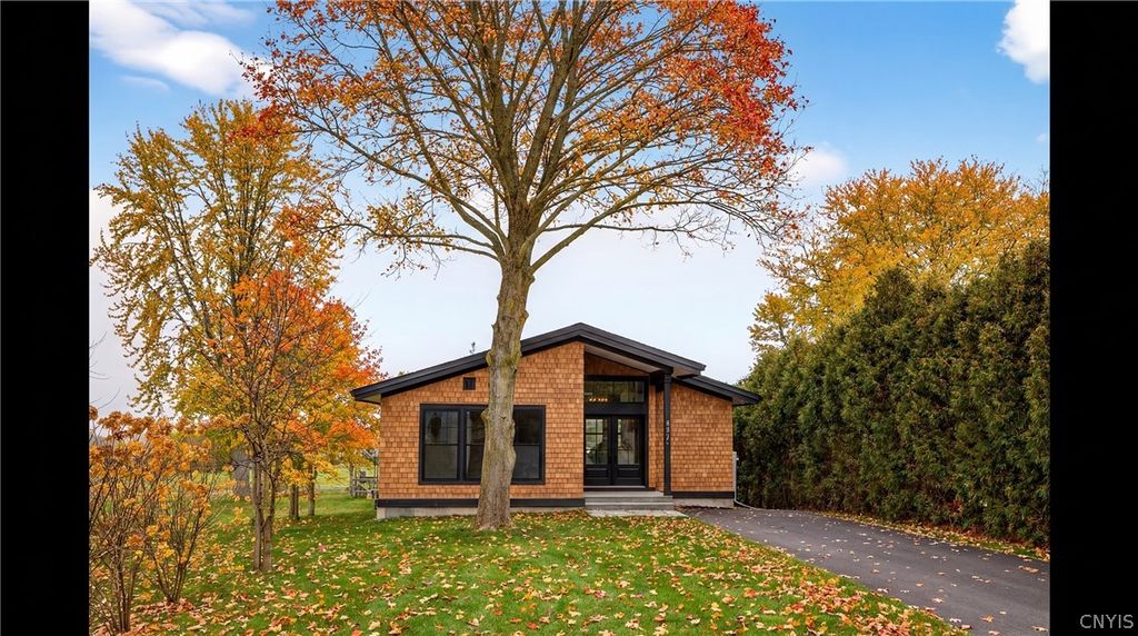 2010 West Lake Road, Skaneateles, NY 13152