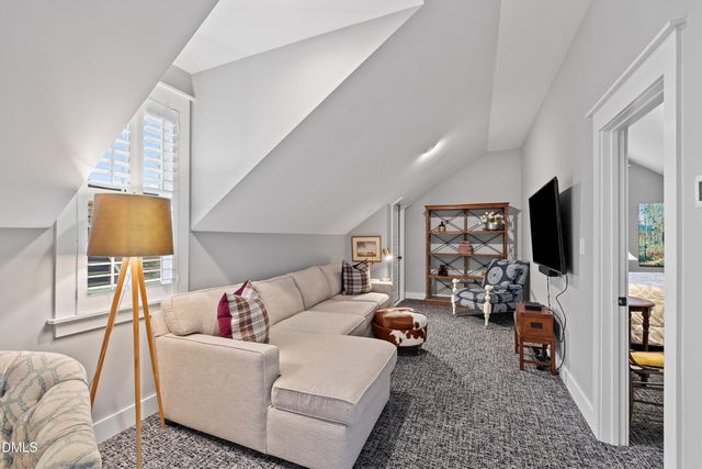 25 Oglethorpe Avenue, Clayton, NC 27527