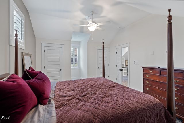 25 Oglethorpe Avenue, Clayton, NC 27527