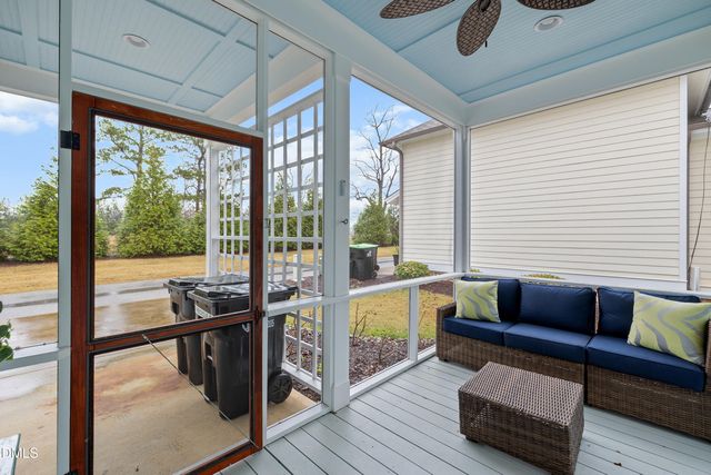 25 Oglethorpe Avenue, Clayton, NC 27527