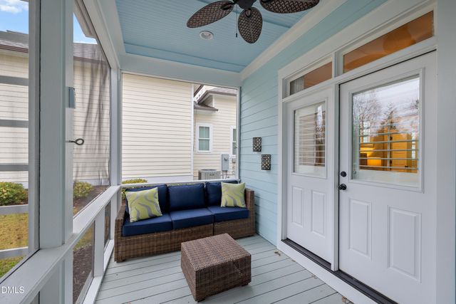 25 Oglethorpe Avenue, Clayton, NC 27527