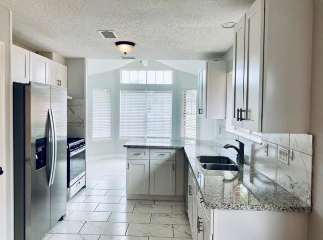 6614 Misty Dale Drive, Katy, TX 77449