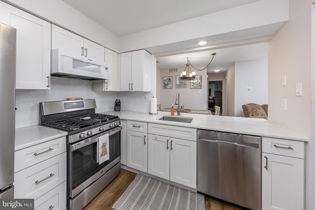 628 YORKSHIRE CT, Sewell, NJ 08080