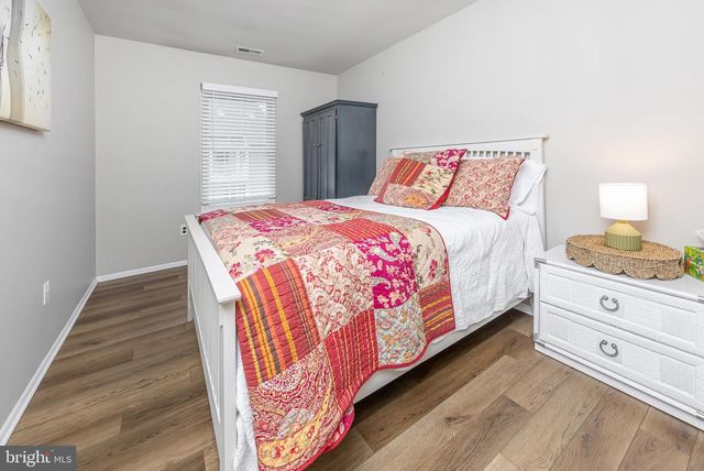 628 YORKSHIRE CT, Sewell, NJ 08080