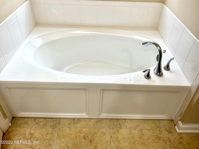 15691 TISONS BLUFF Road, Jacksonville, FL 32218