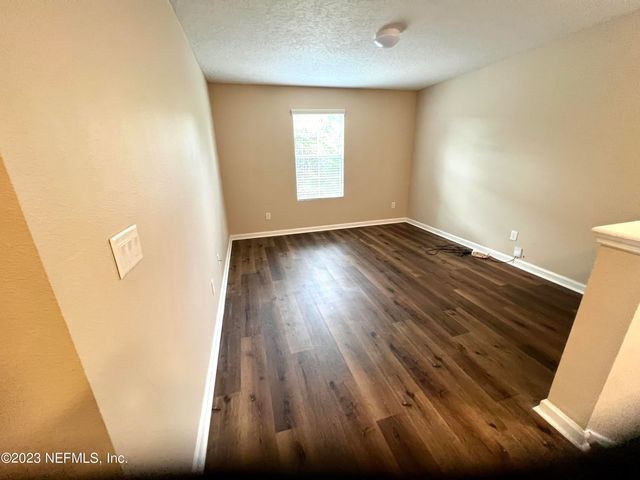 15691 TISONS BLUFF Road, Jacksonville, FL 32218