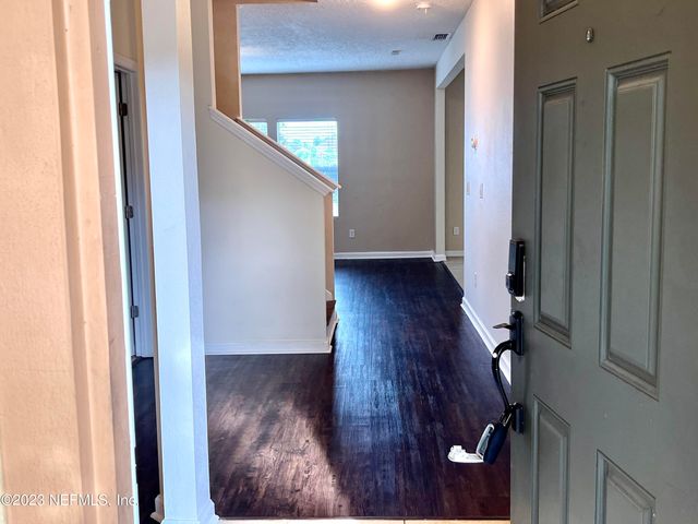 15691 TISONS BLUFF Road, Jacksonville, FL 32218