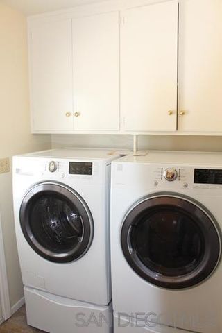 5854 Mott St, San Diego, CA 92122