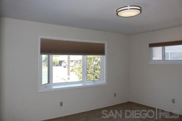 5854 Mott St, San Diego, CA 92122