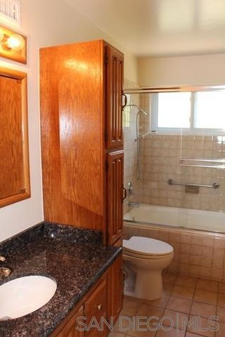5854 Mott St, San Diego, CA 92122
