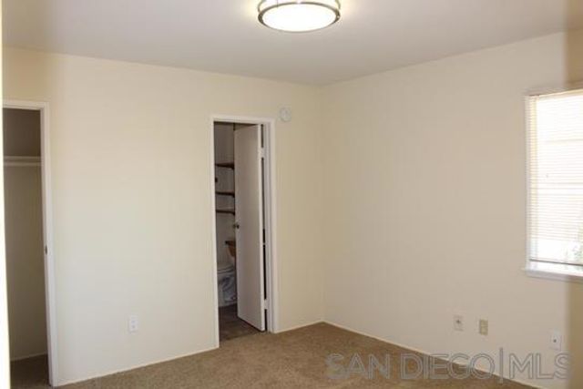 5854 Mott St, San Diego, CA 92122