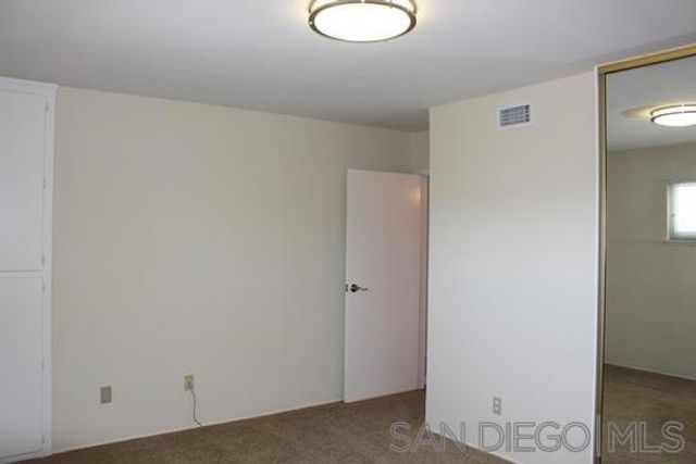 5854 Mott St, San Diego, CA 92122