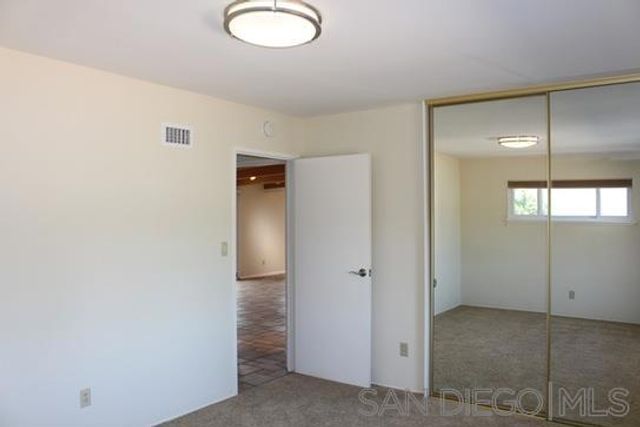 5854 Mott St, San Diego, CA 92122