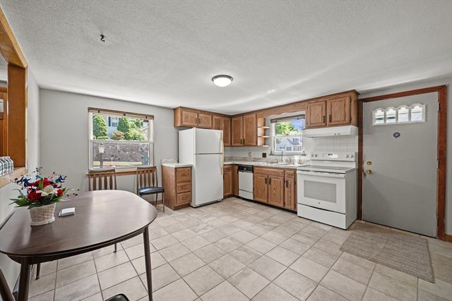 38 Fays Ave, Lynn, MA 01904