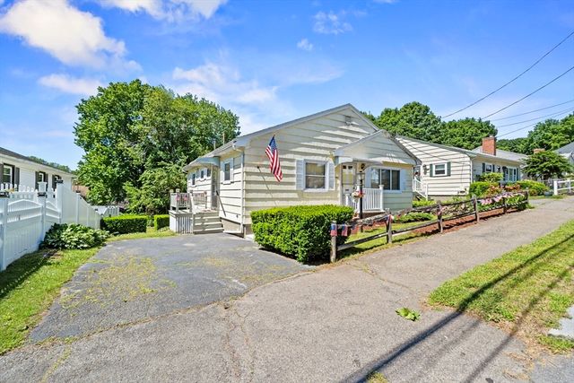 38 Fays Ave, Lynn, MA 01904