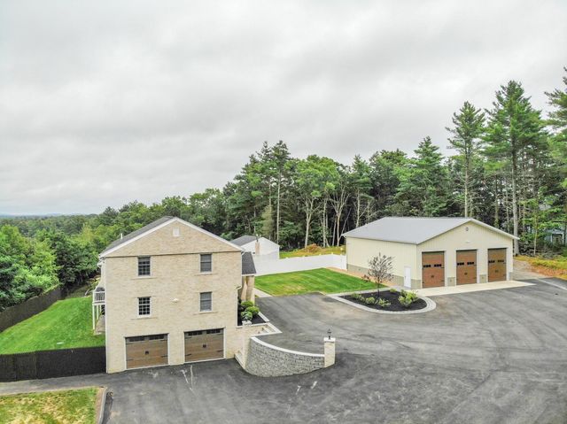 41 East St, Georgetown, MA 01833