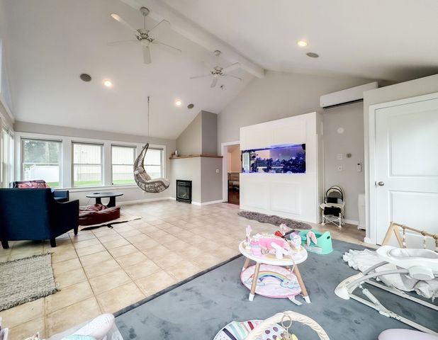 41 East St, Georgetown, MA 01833